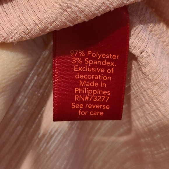 Beautiful top - Picture 5 of 5